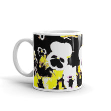Load image into Gallery viewer, White Pansy’s Mug