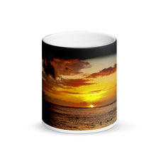 Load image into Gallery viewer, Hawaii Waikiki Sunset 11oz Matte Black Magic Coffee Mug